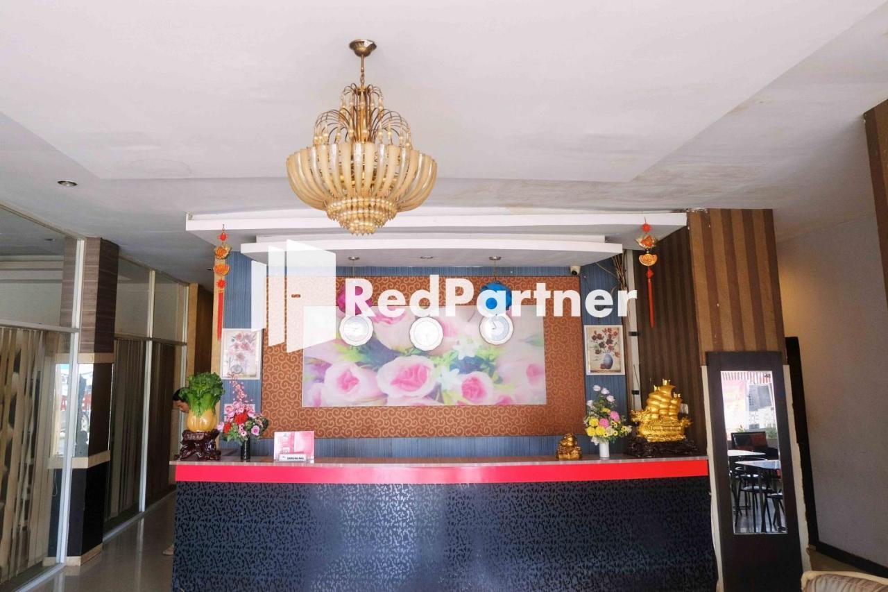 Hotel Permata Makassar Mitra Reddoorz Balangberu ภายนอก รูปภาพ