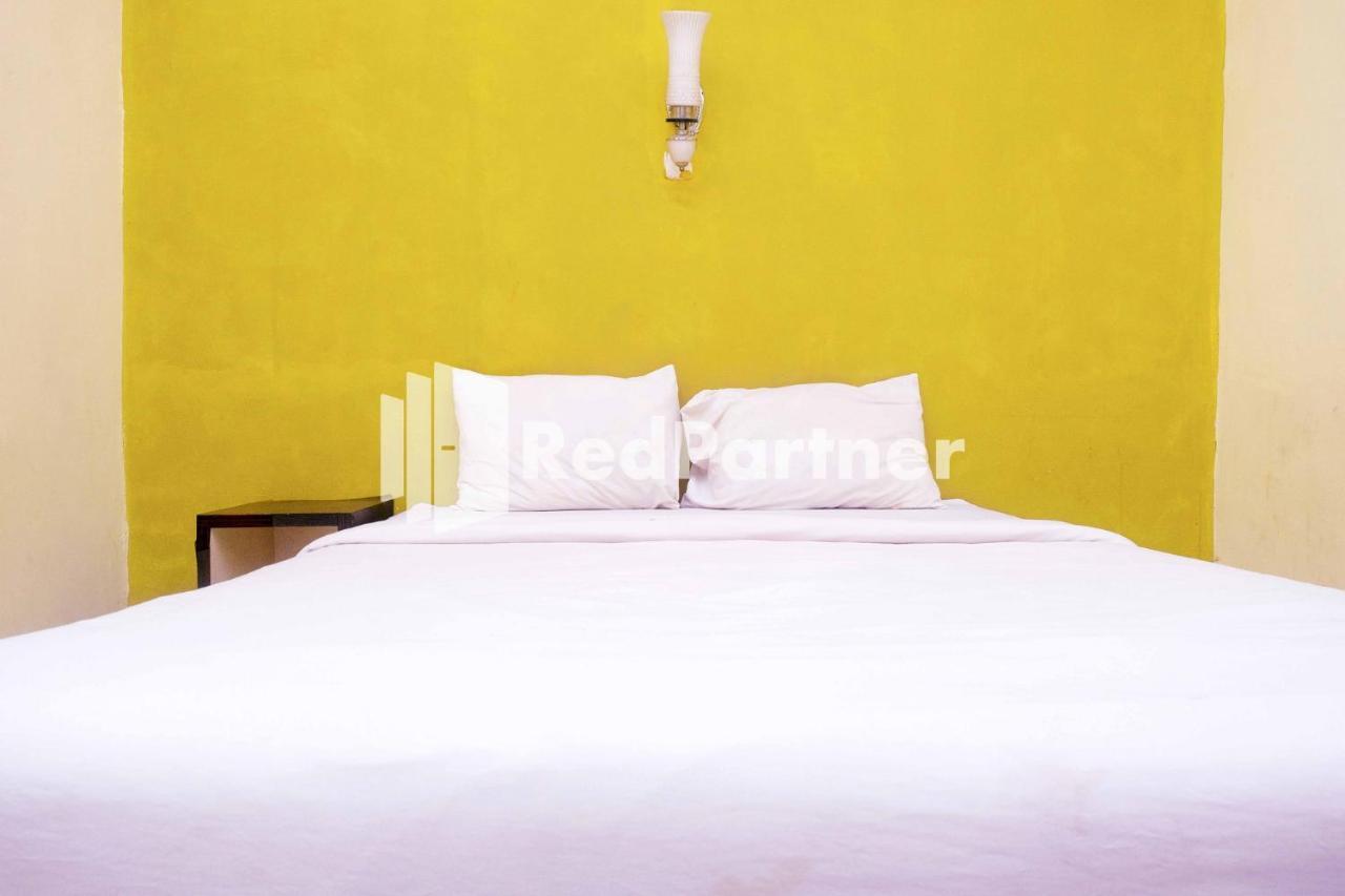 Hotel Permata Makassar Mitra Reddoorz Balangberu ภายนอก รูปภาพ