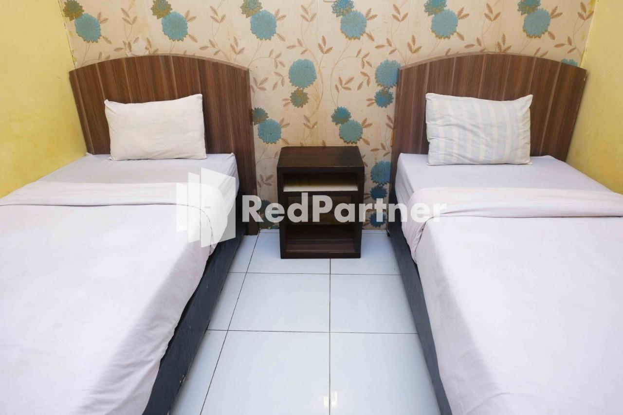 Hotel Permata Makassar Mitra Reddoorz Balangberu ภายนอก รูปภาพ